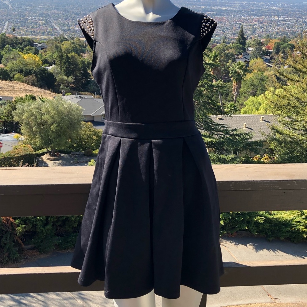Gorgeous Romeo & Juliet Couture LBD